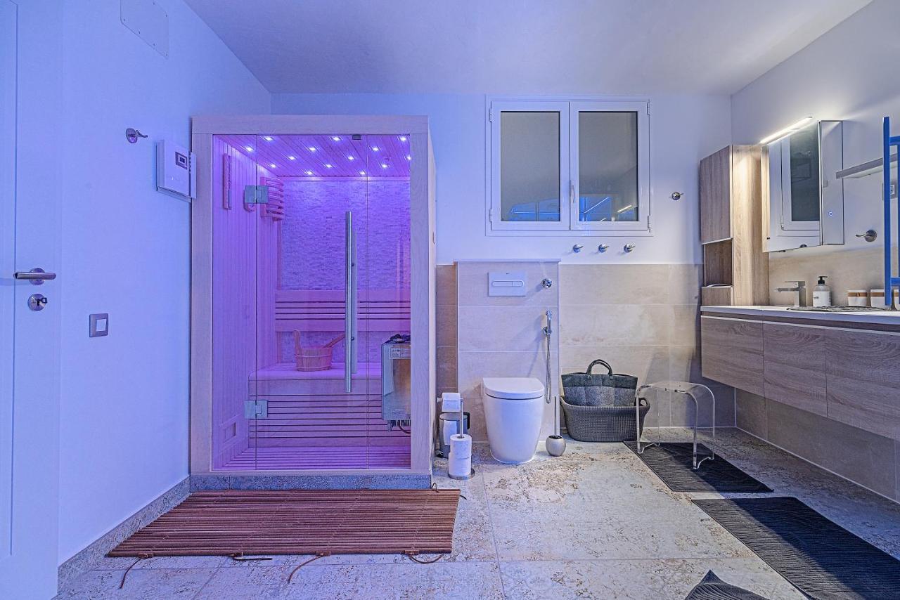 Mogan Luxury Apartment, Sea Views, Jacuzzi And Sauna. 외부 사진
