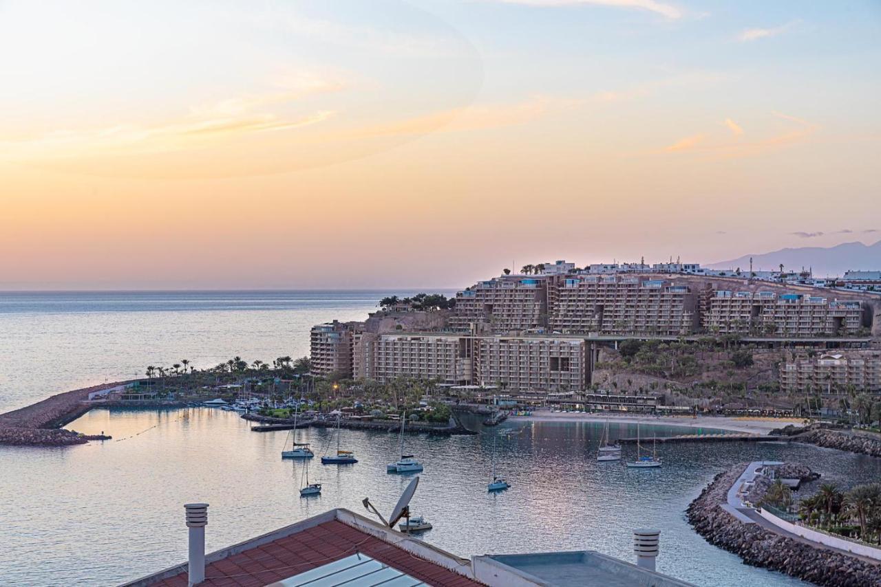 Mogan Luxury Apartment, Sea Views, Jacuzzi And Sauna. 외부 사진