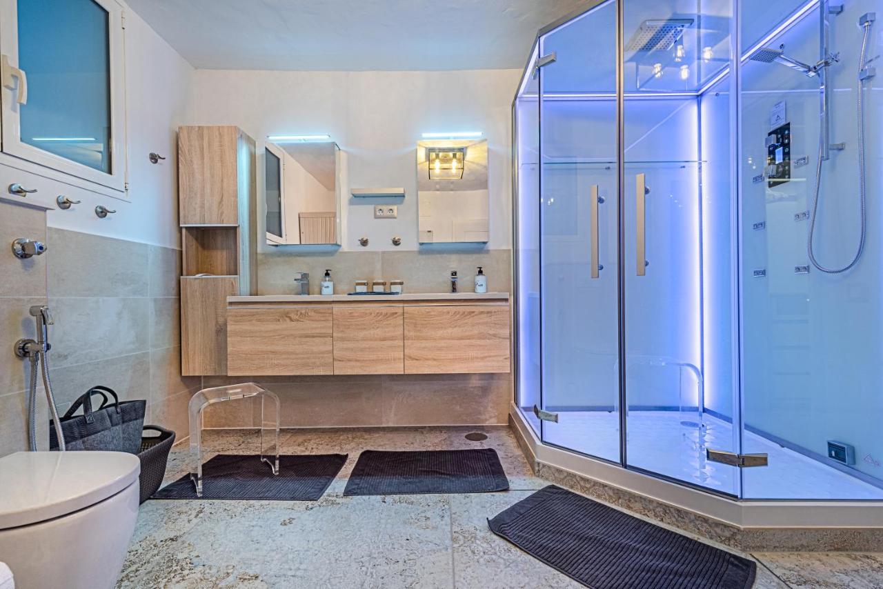 Mogan Luxury Apartment, Sea Views, Jacuzzi And Sauna. 외부 사진