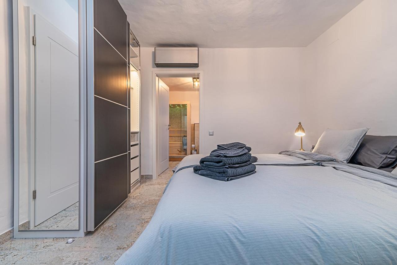Mogan Luxury Apartment, Sea Views, Jacuzzi And Sauna. 외부 사진