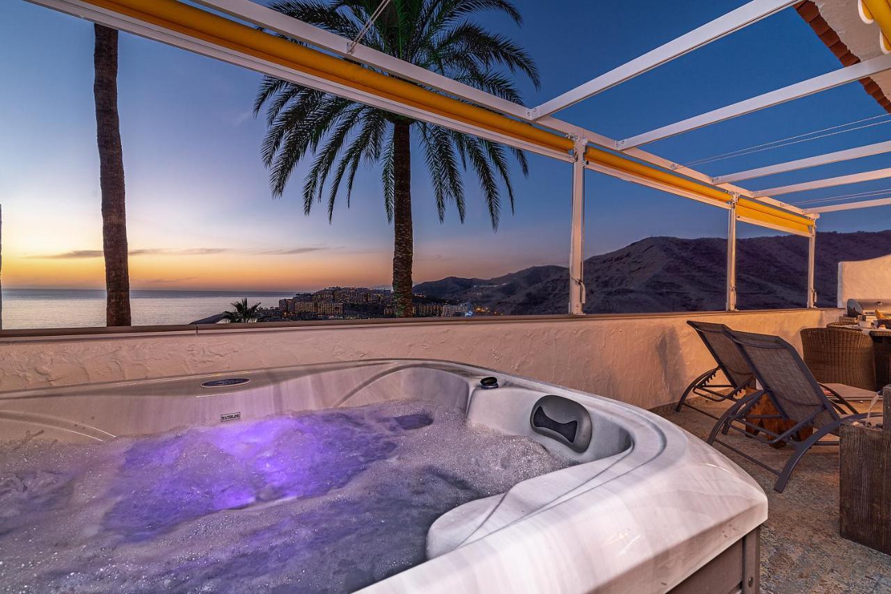 Mogan Luxury Apartment, Sea Views, Jacuzzi And Sauna. 외부 사진