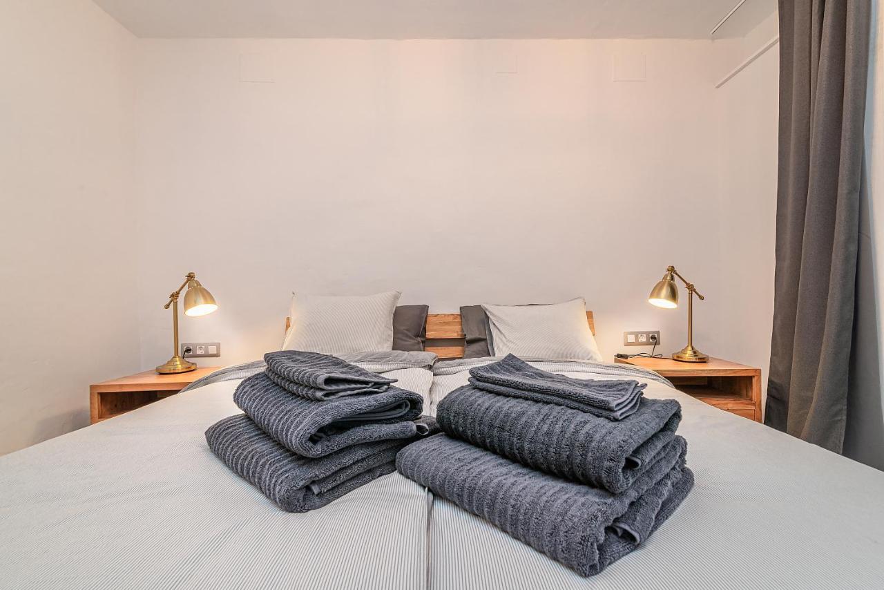 Mogan Luxury Apartment, Sea Views, Jacuzzi And Sauna. 외부 사진